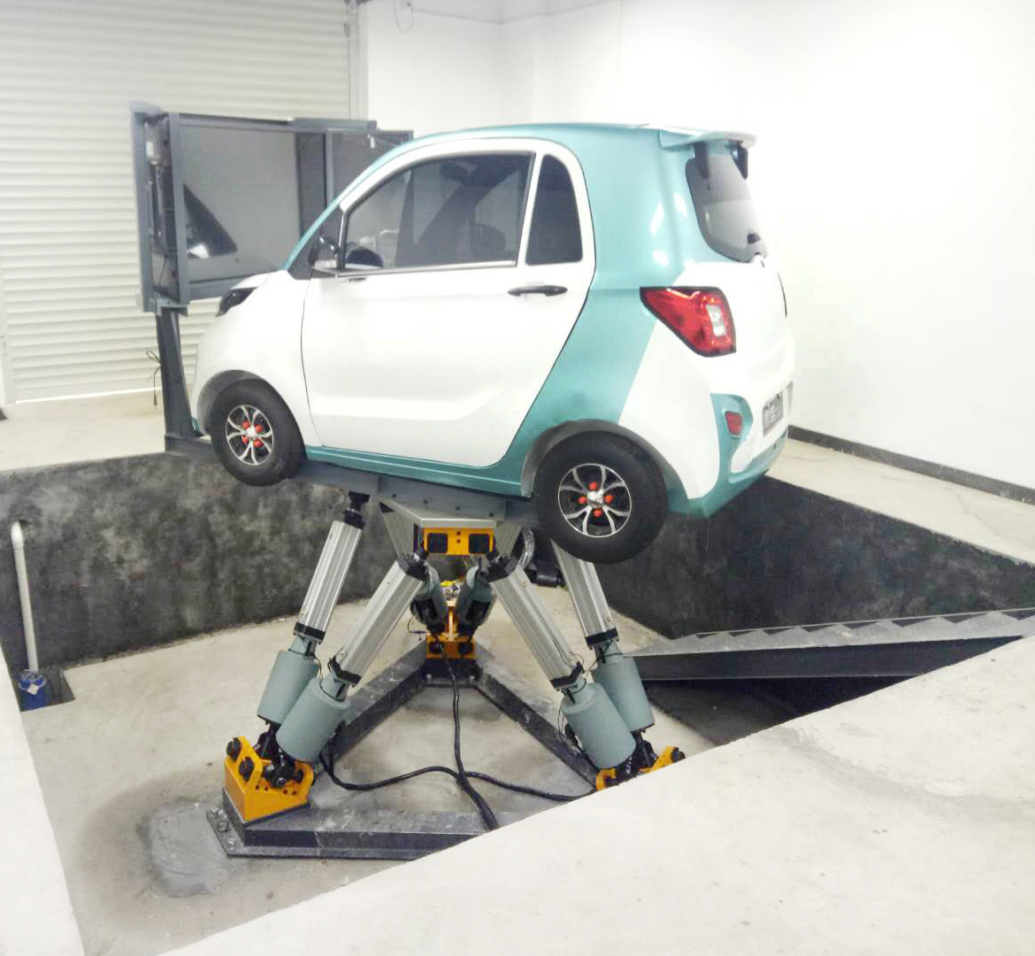 4.六自由度搖擺臺(tái) 副本.jpg